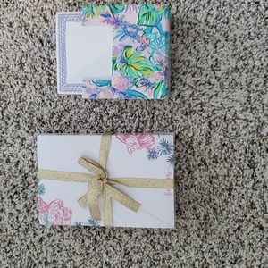 Lilly Pulitzer great for teacher gifts or office friends!  Both pads included!